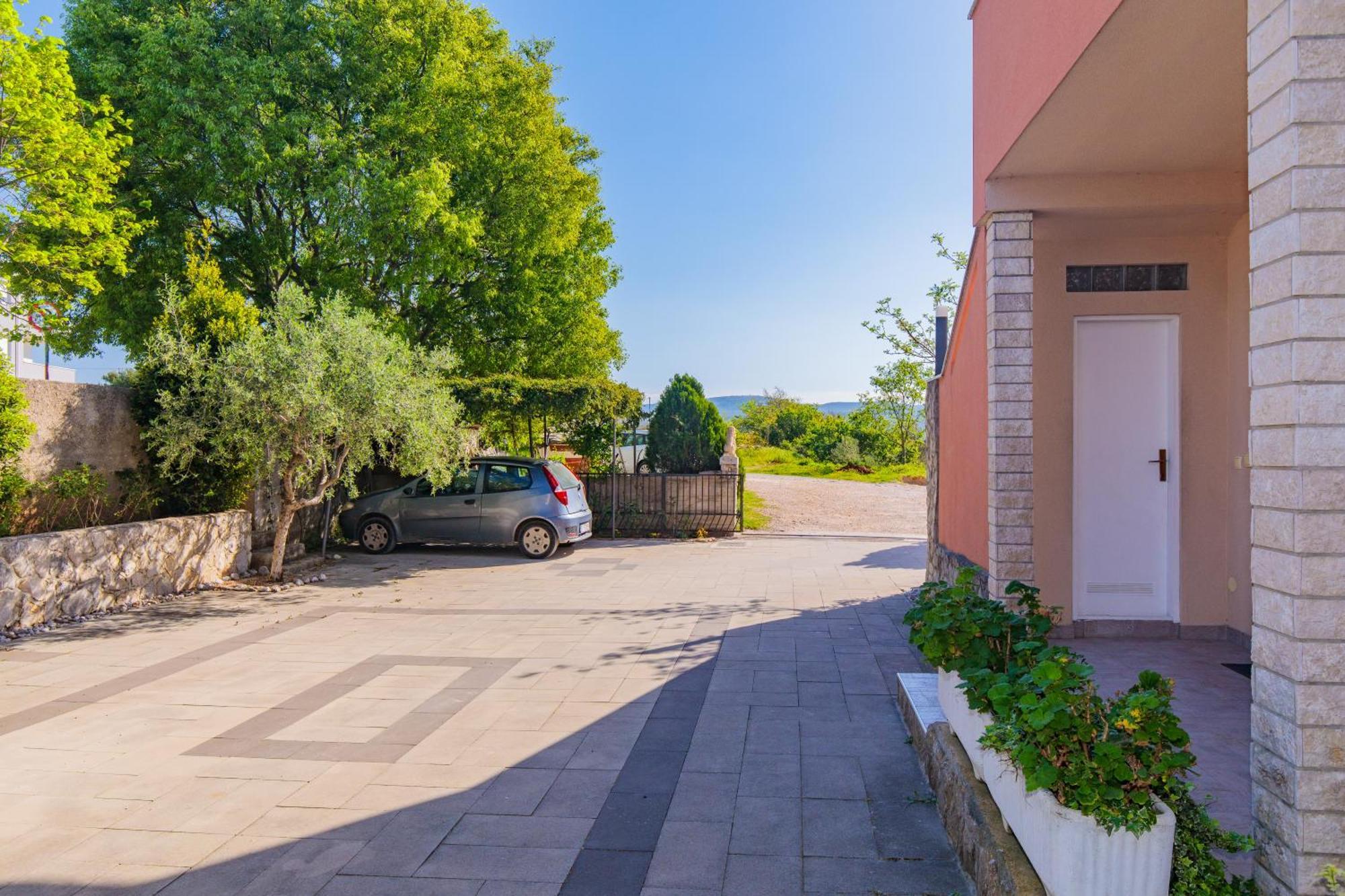 Apartment Todor Krk Town Bagian luar foto